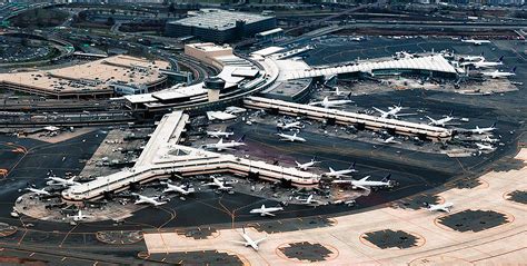 NYC Airports: Choosing Between JFK, LaGuardia, .